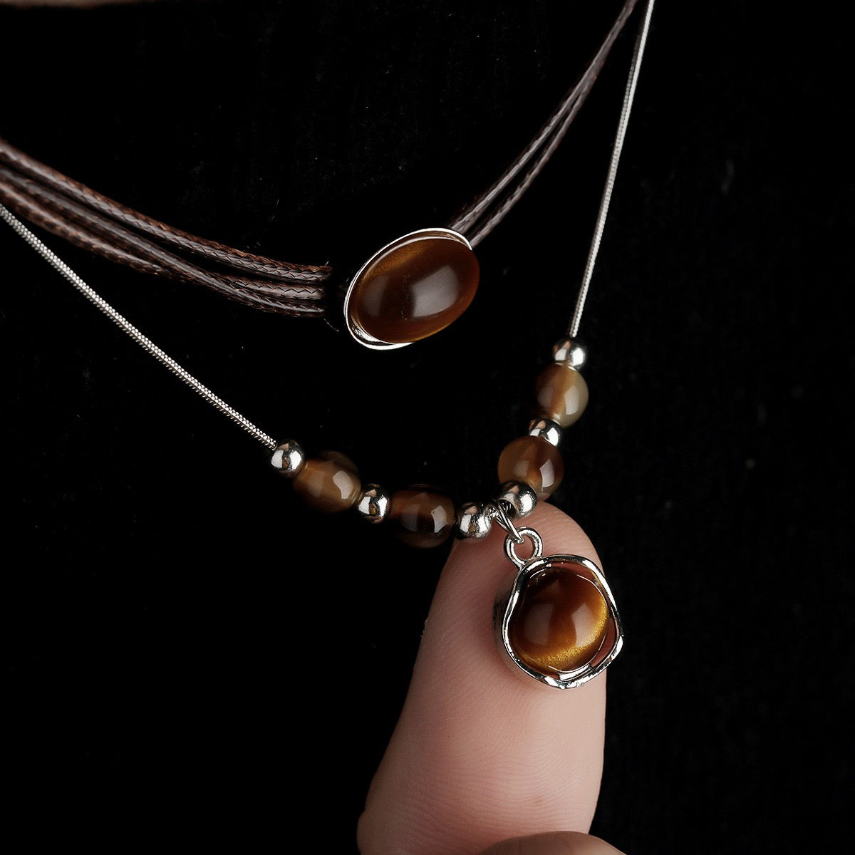 tiger eye neckless